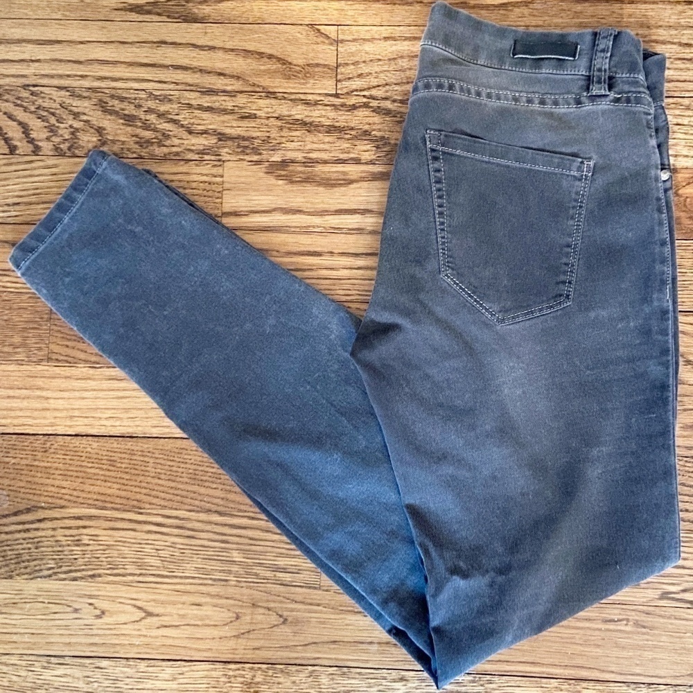 BLANK NYC | Gray Skinny Jeans Size 28